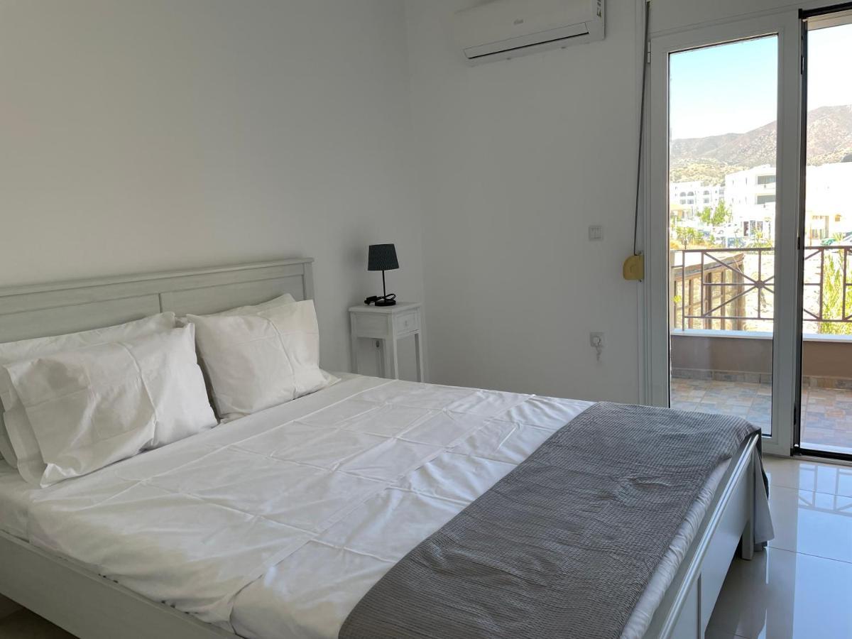 Locals Apartment Karpathos Exterior photo